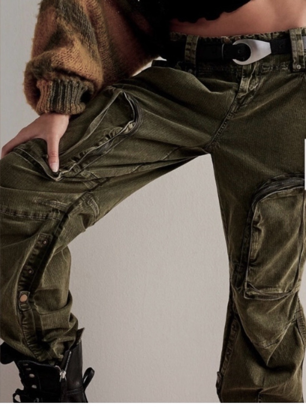 Free People We The Free Can't Compare Slouch Pants Medium Olive Army Green - Picture 2 of 9